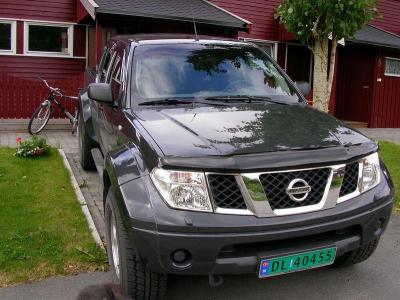 Navara_005_sm_.jpg